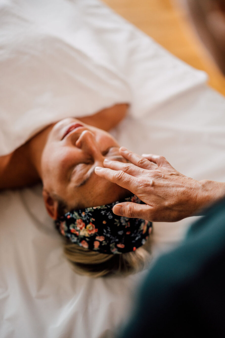 Gesichtsmassage im Jungbrunn