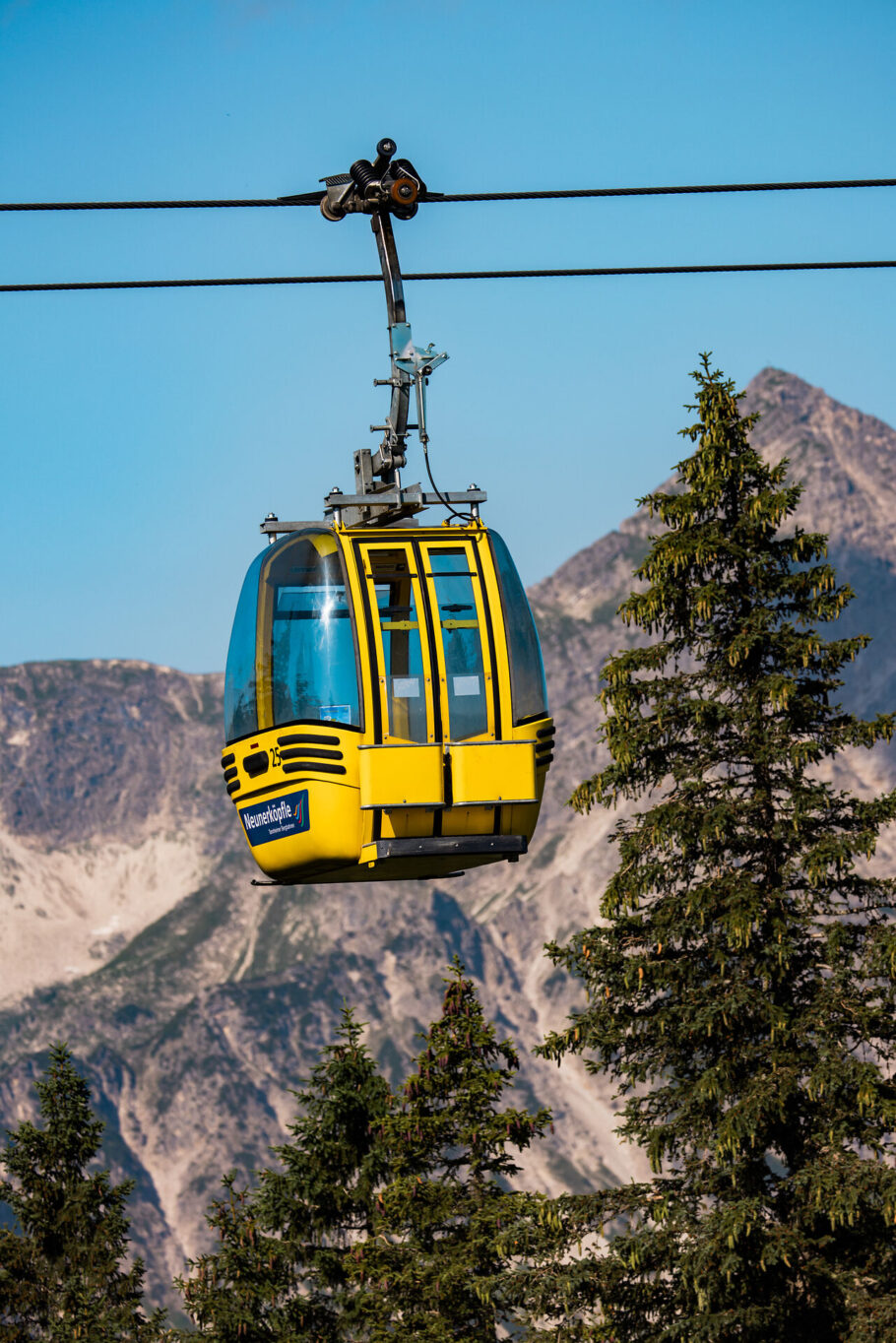 Gondel der Neunerköpflebahn in Tannheim